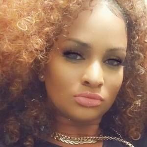 Meet your Posher, Debra